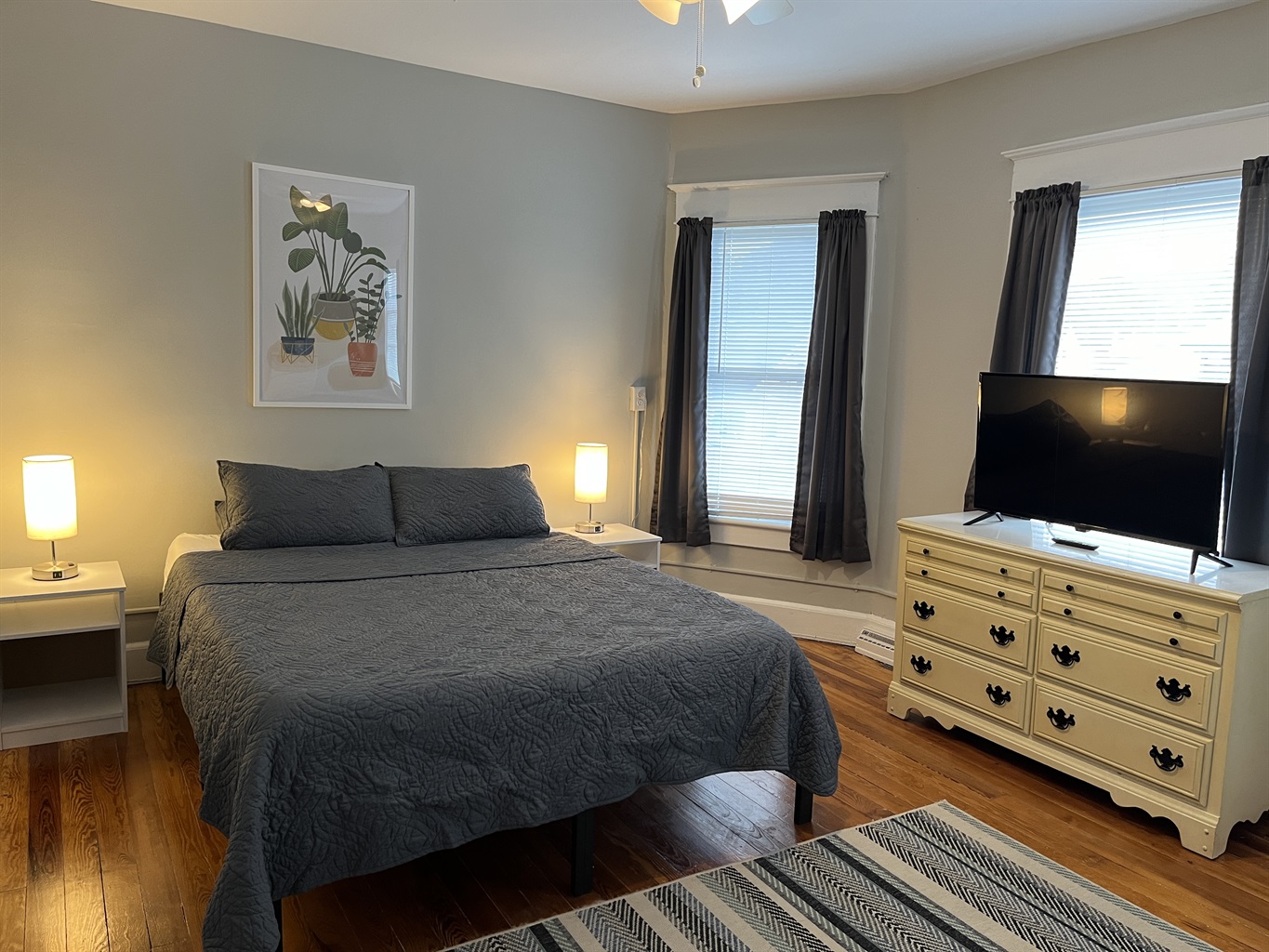 Queen bedroom #1