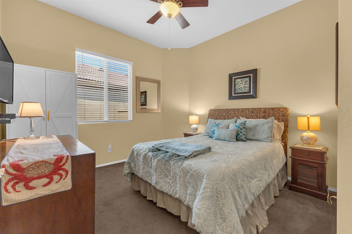3rd Bedroom  - Queen-size bed