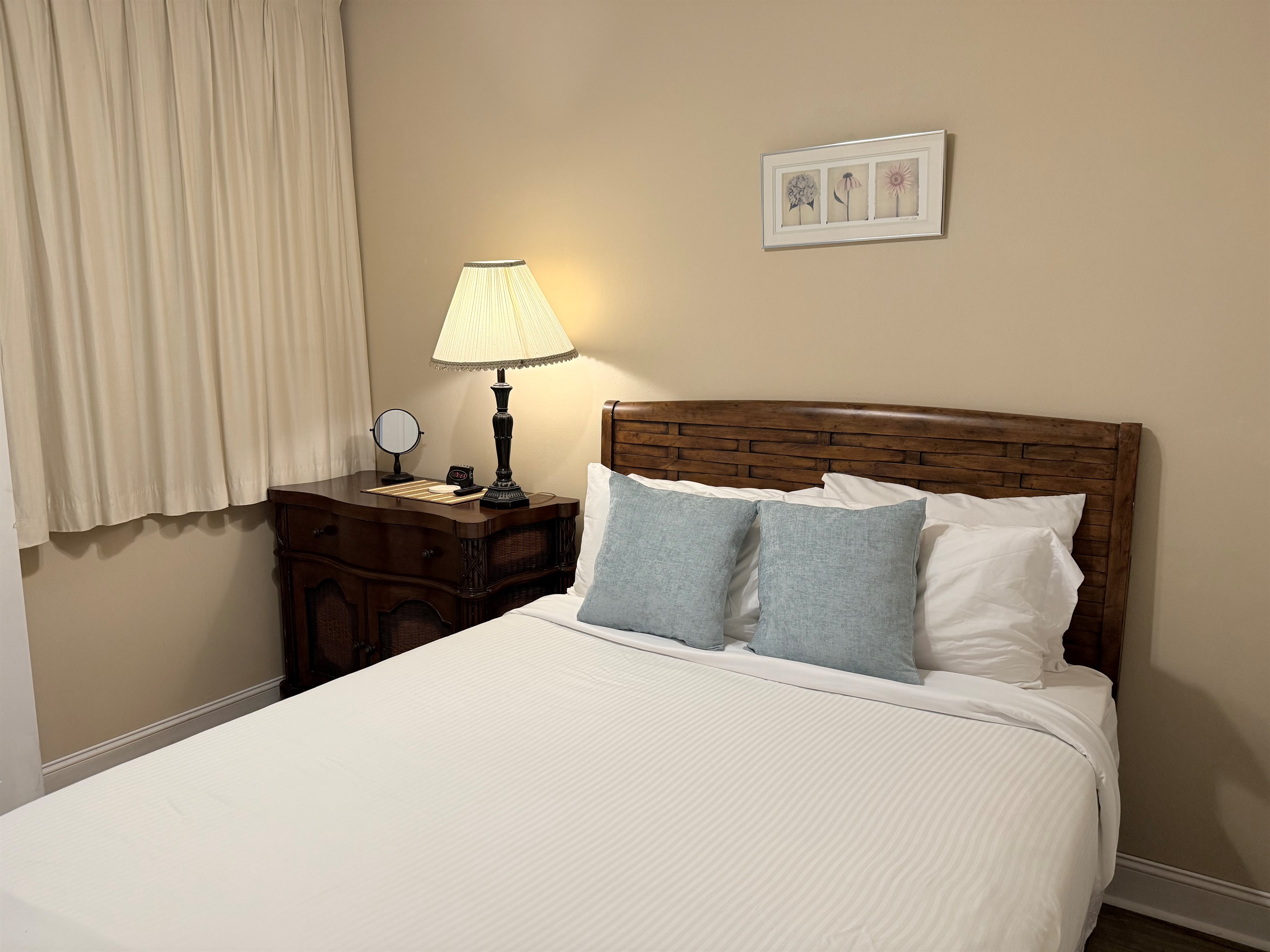 The bunk is being replaced with a queen bed. Not actual pic.  New bed arriving soon. 