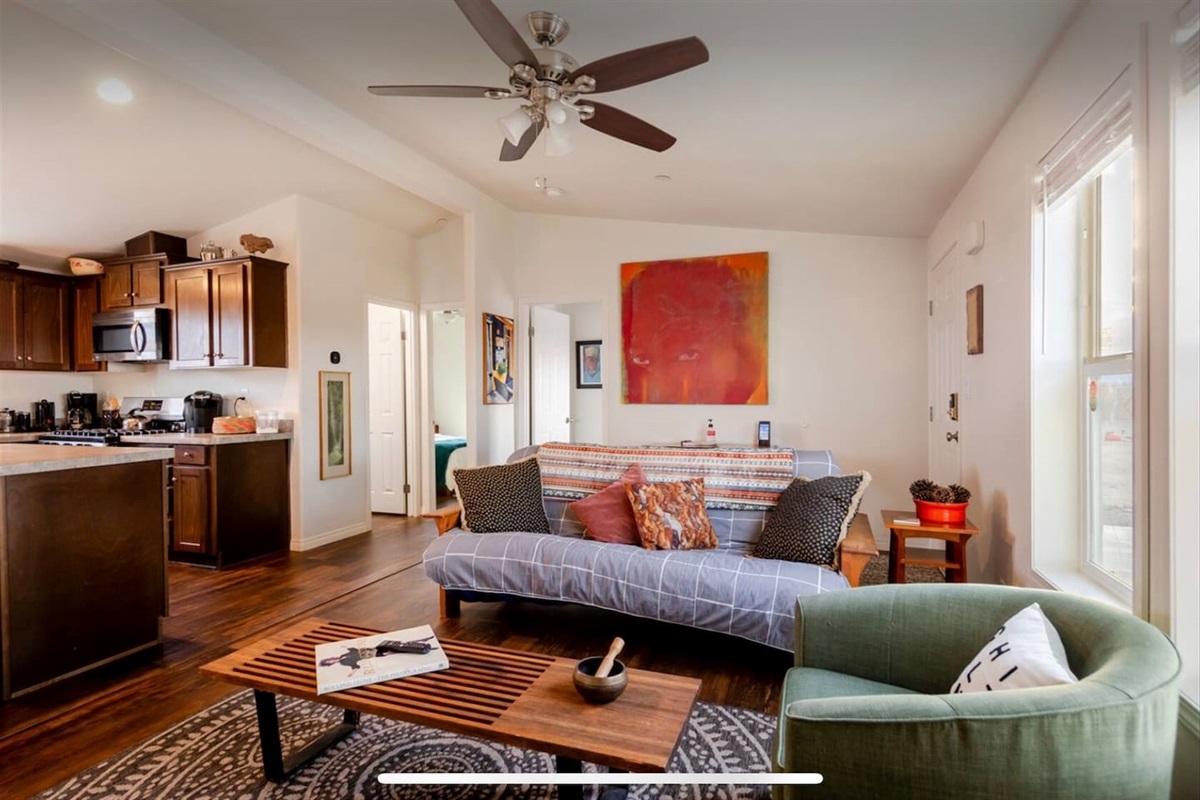 Comfy living room
Streaming TV