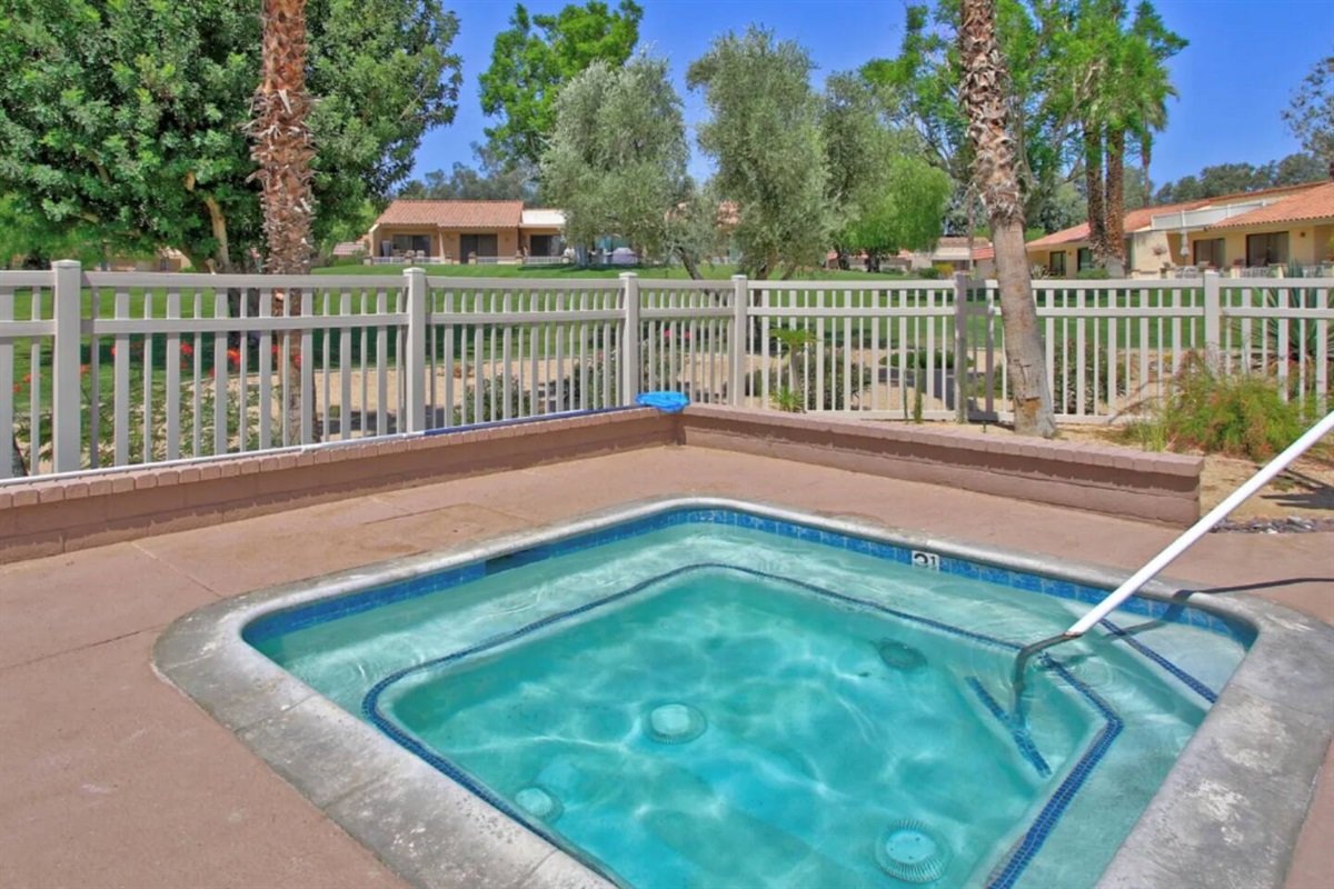 hot tubs.  Two pools are located near the condo or take a nice walk around the resort to check out some other areas.