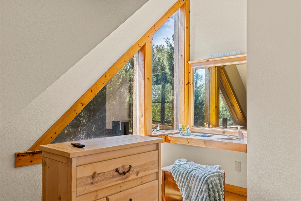 Relaxation Retreat: Bright, window-filled space with natural wood accents—perfect for unwinding!