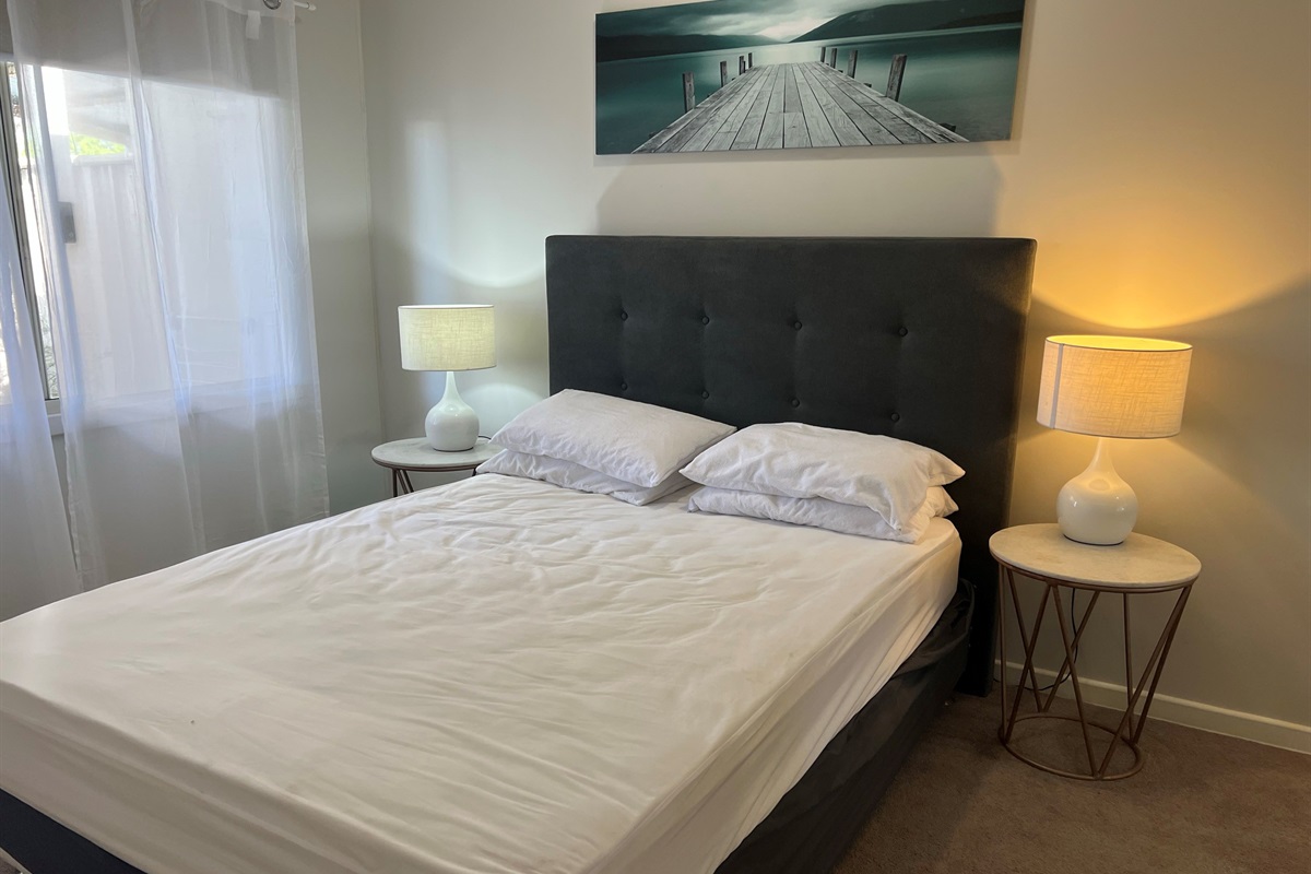 Bedroom 2 (opposite main bedroom) with Queen Bed (same as main bedroom)
