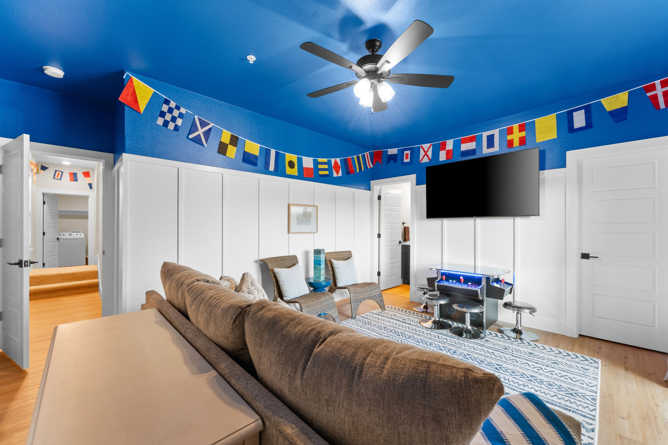 Second living space for movies, games & relaxing