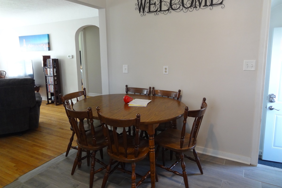 Dining area in kitchen