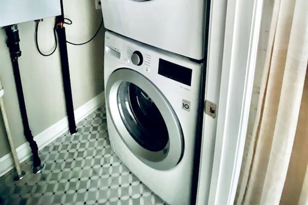 Washer & Dryer