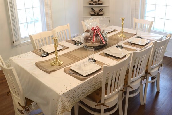 Dining room showing dining room table