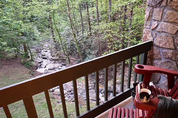 The tall glider adirondack chairs on the balcony will be your favorite place to enjoy your morning coffee while the sounds of creek below soothe your mind.   Watch out for bear coming to enjoy the creek.