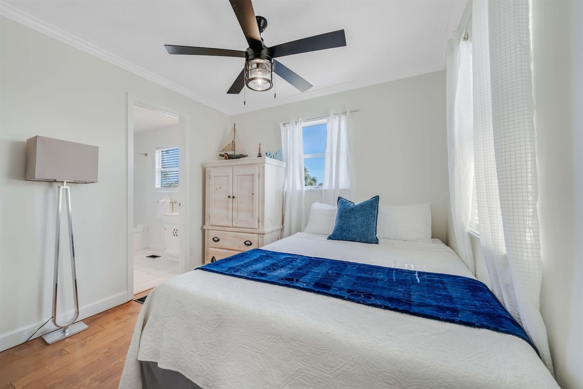 Catching Rays | Photo 23