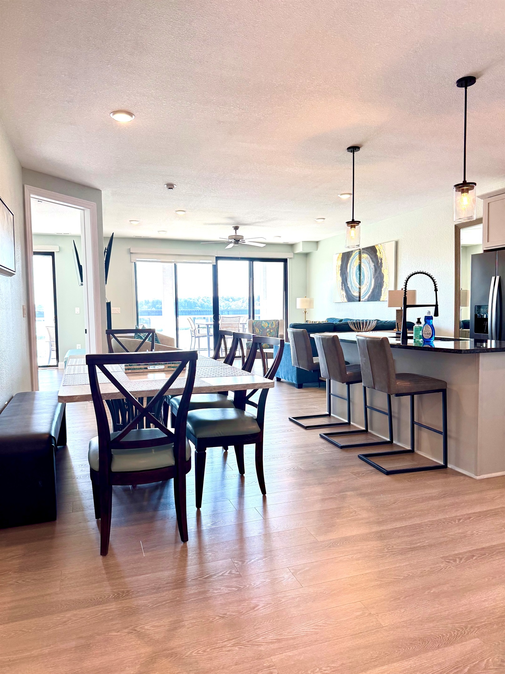 Open concept living, dining, and kitchen