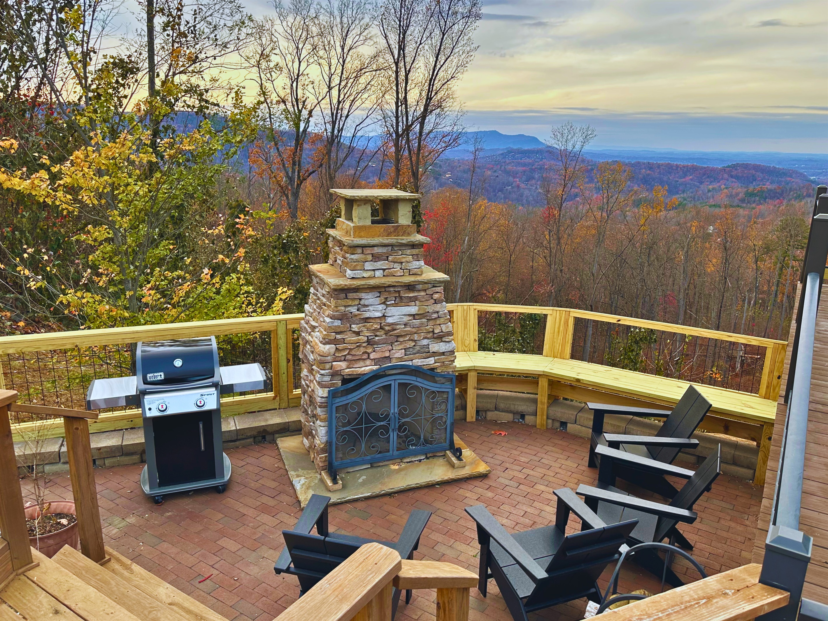 Cozy up by the outdoor fireplace and enjoy the beauty of crisp mountain evenings and breathtaking sunsets.