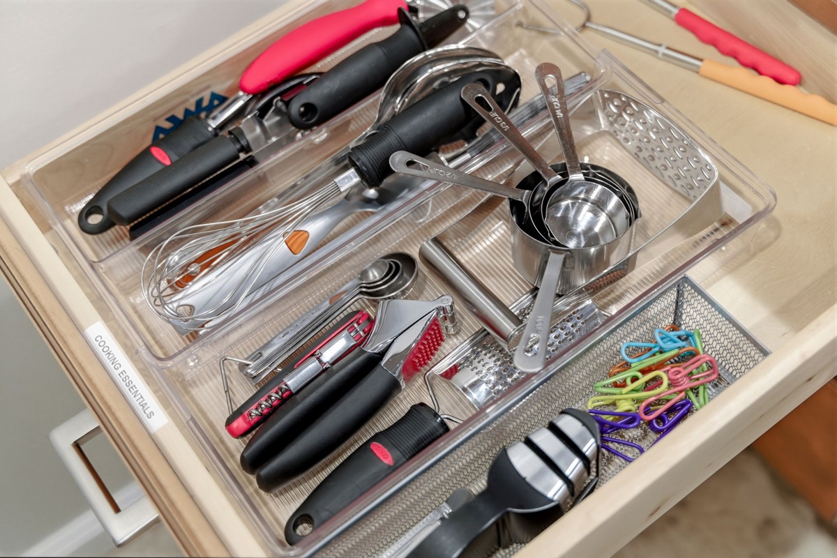 Kitchen utensils ready to go.