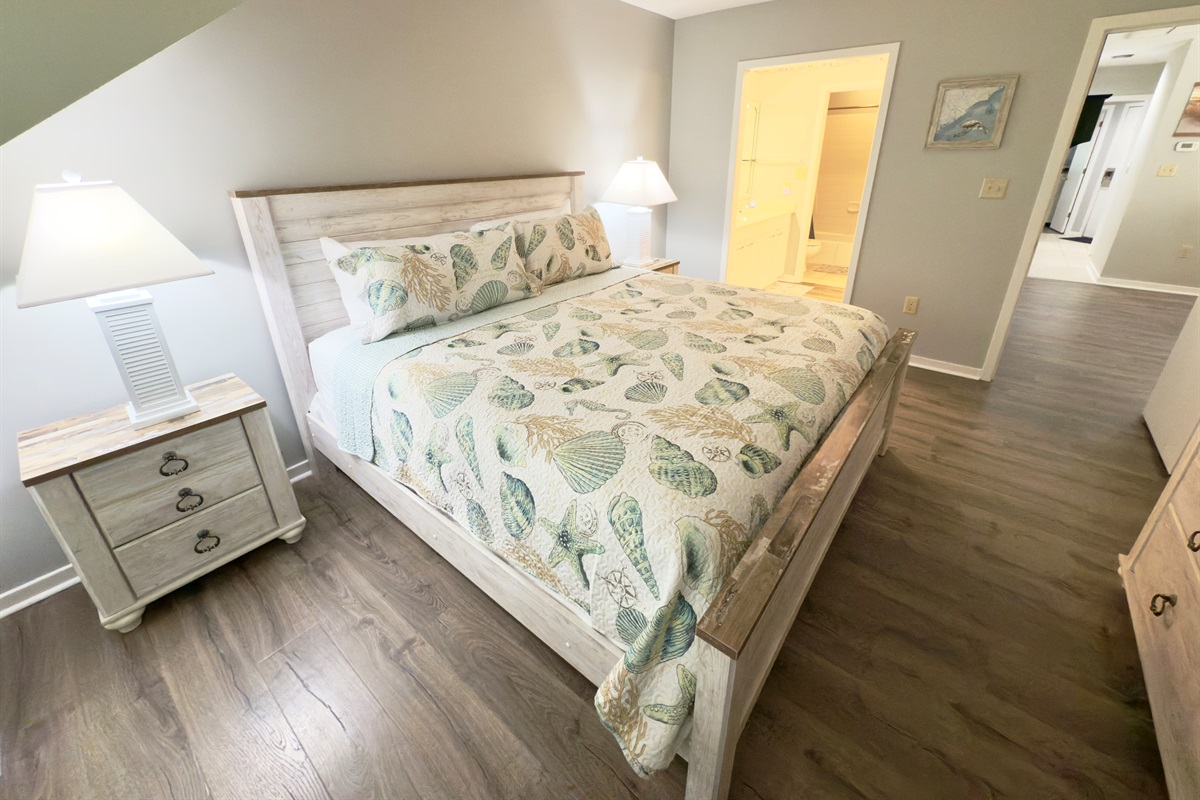 King In Main Bedroom