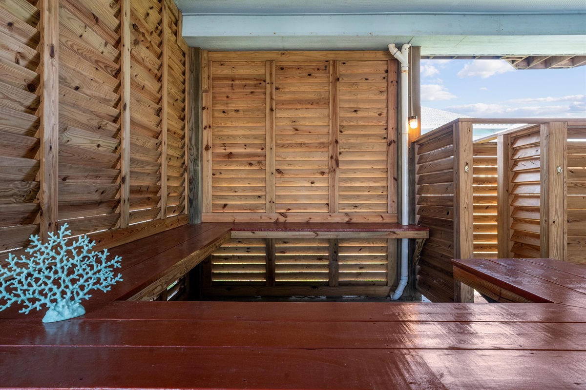 8859f9f75e0049b39804e12e0de2a5a0 Large | Beachhouse | Texas | TX | Vacation Homes | Galveston | Crystal Beach | Kokomo | Breezy Days | Beachfront Elegance | Sunrise Serenity | Southern Sands Property Management, LLC
