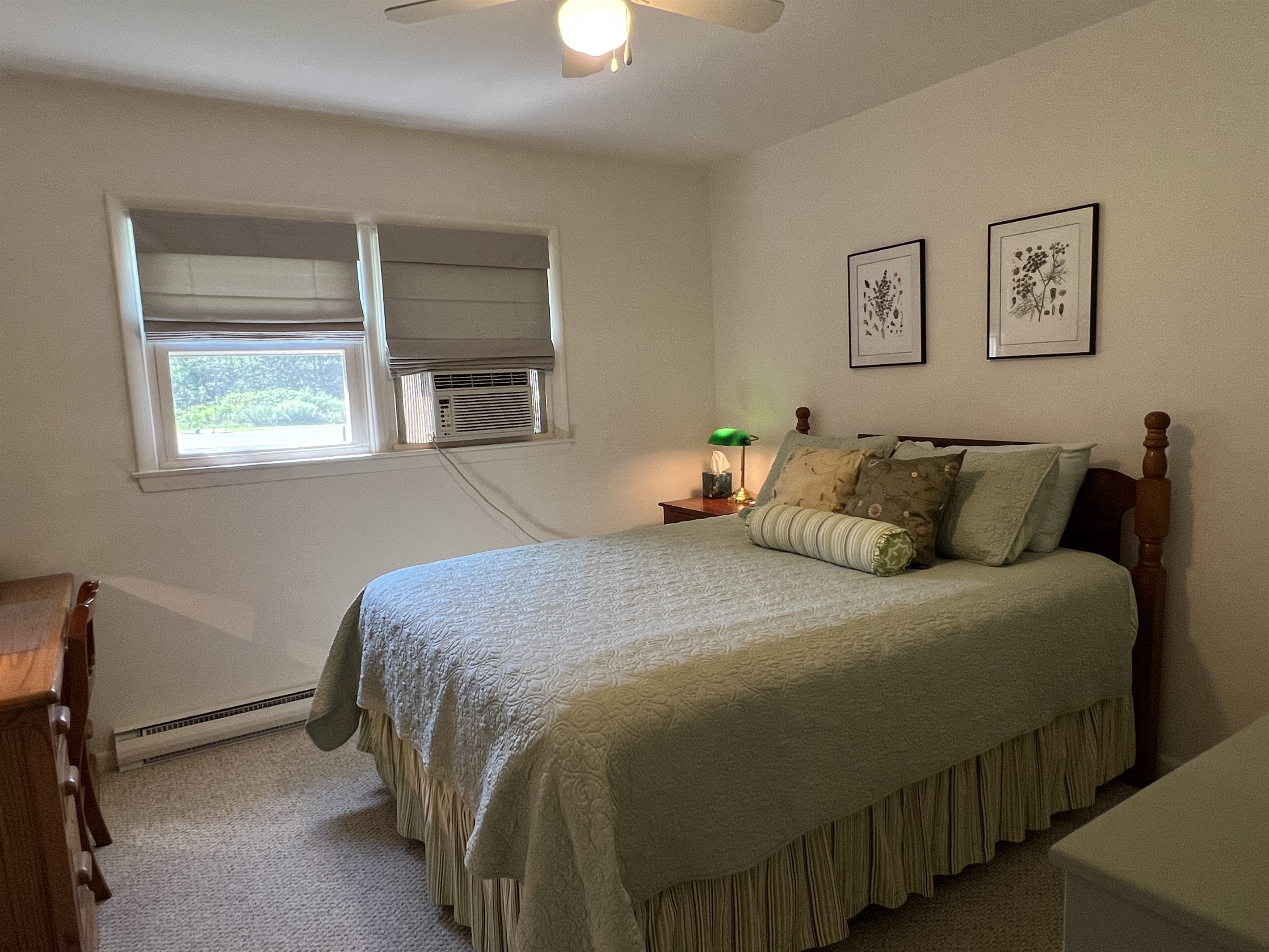 Queen bedroom #2