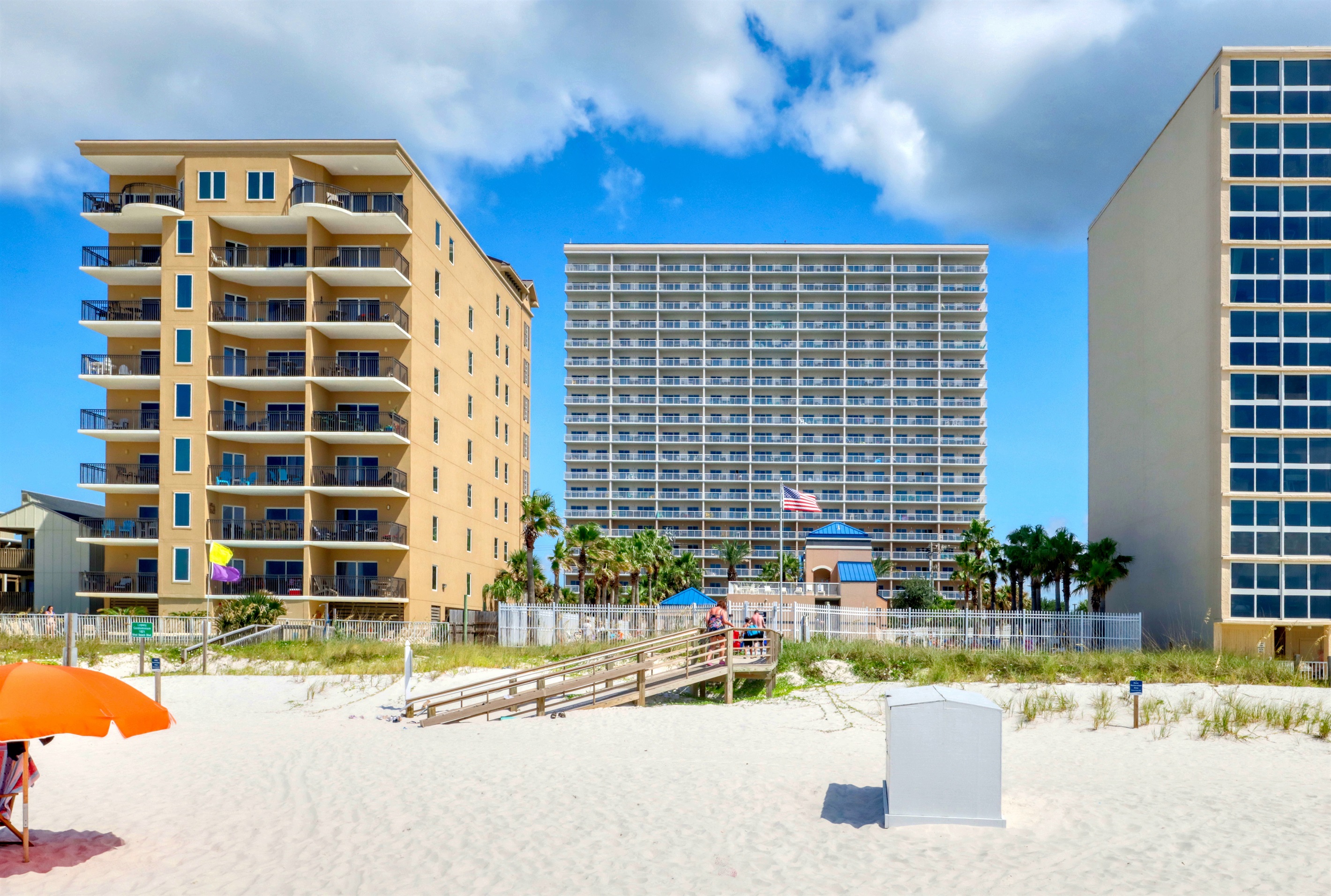 Beach Complex & Beach Boardwalk