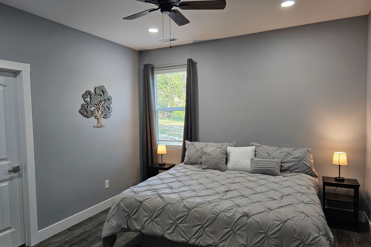 Bright and relaxing King suite, perfect for restful nights