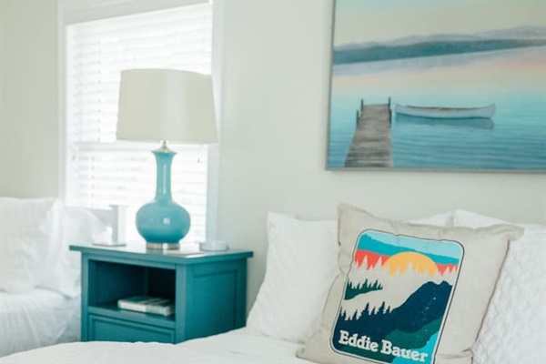 A beautiful, peaceful bedroom where you will sleep like a dream!