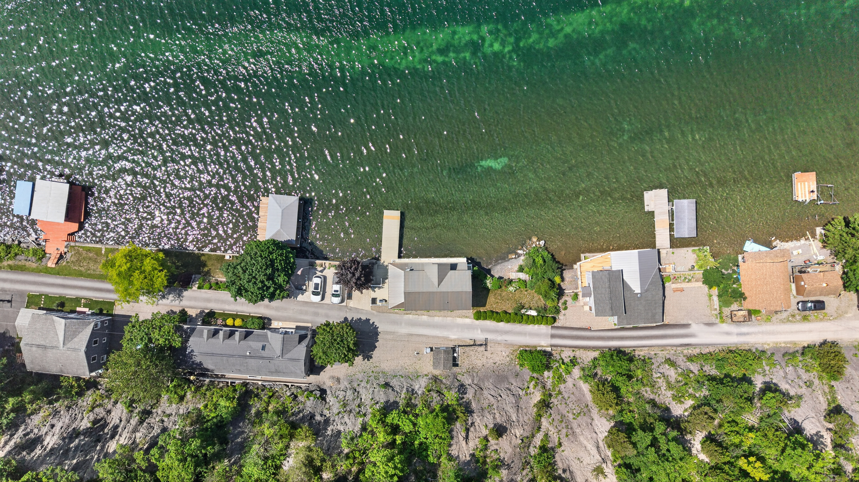 Waterfront neighborhood with several private docks