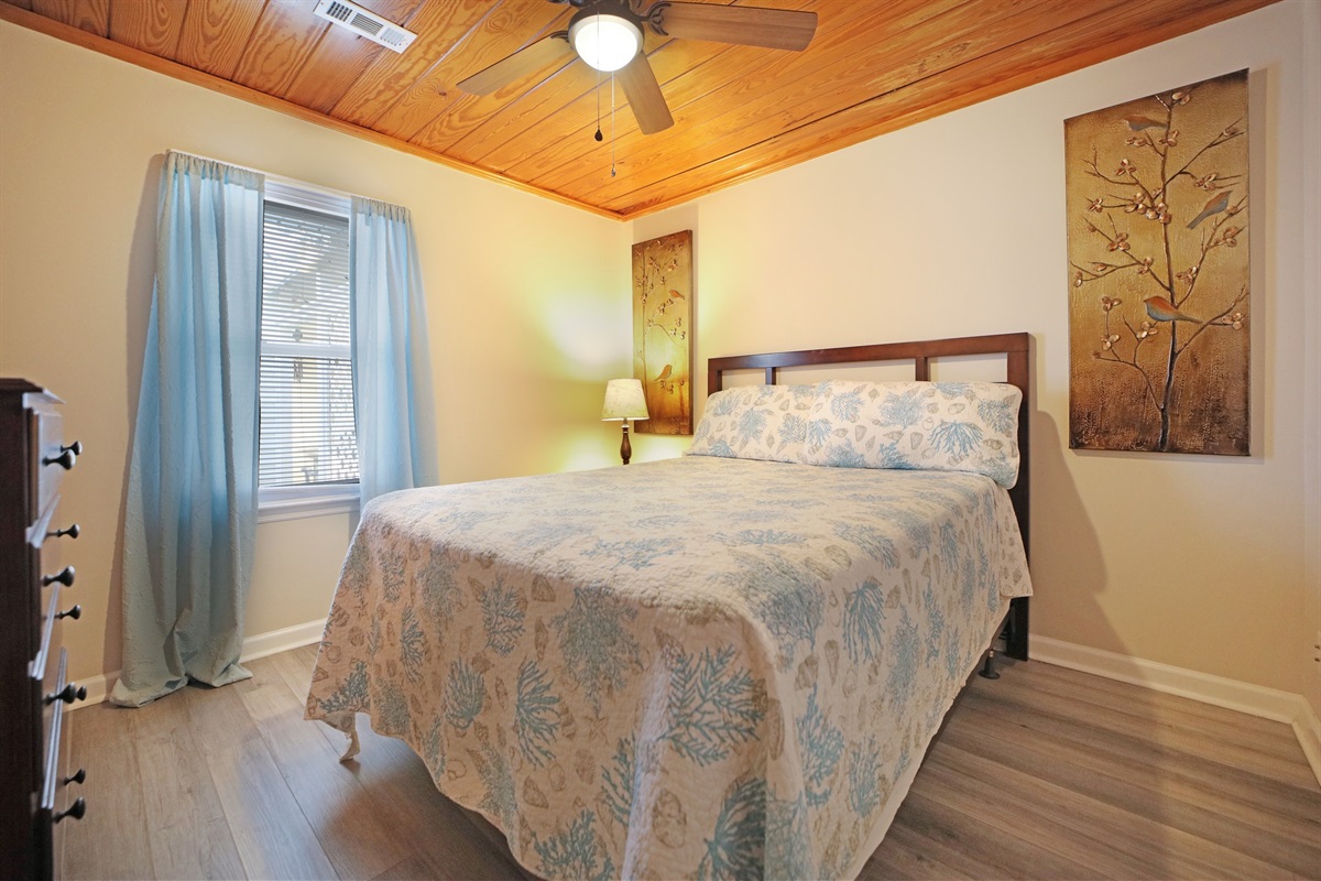 8 Bedroom