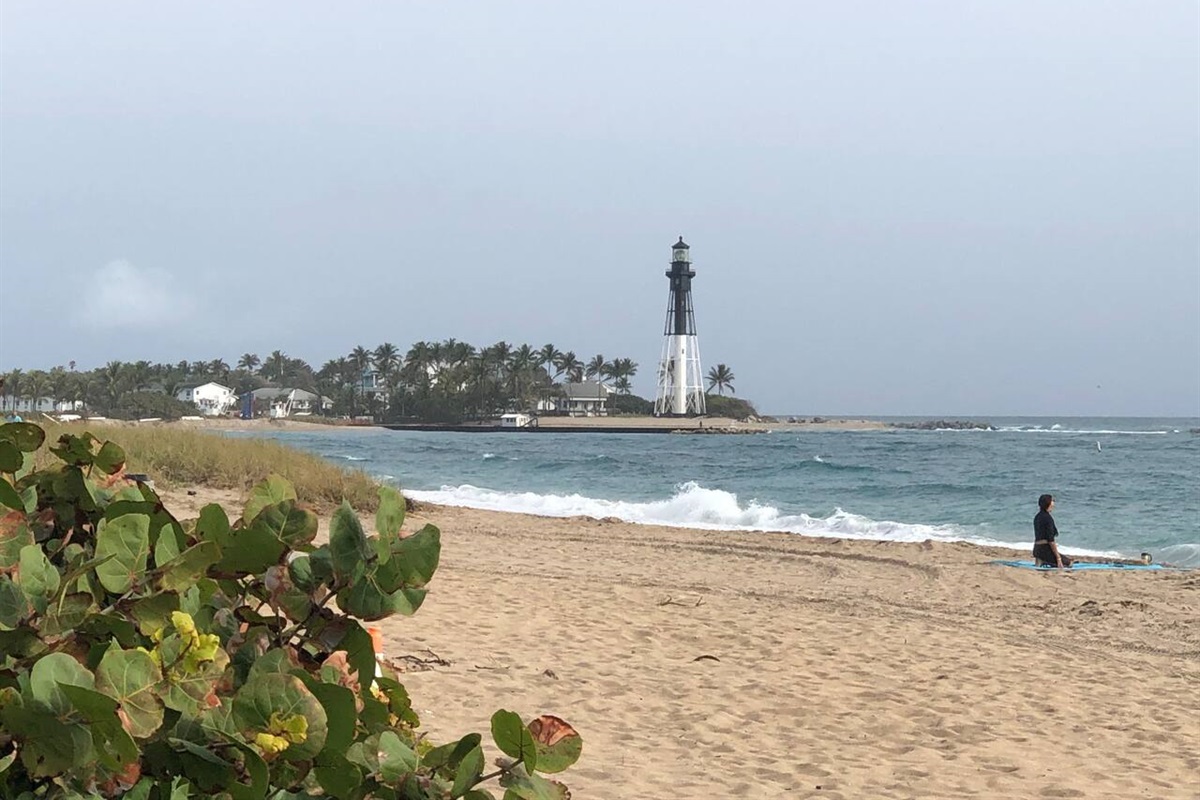 Pompano Beach Lighthouse marks the inlet entrance to the community.