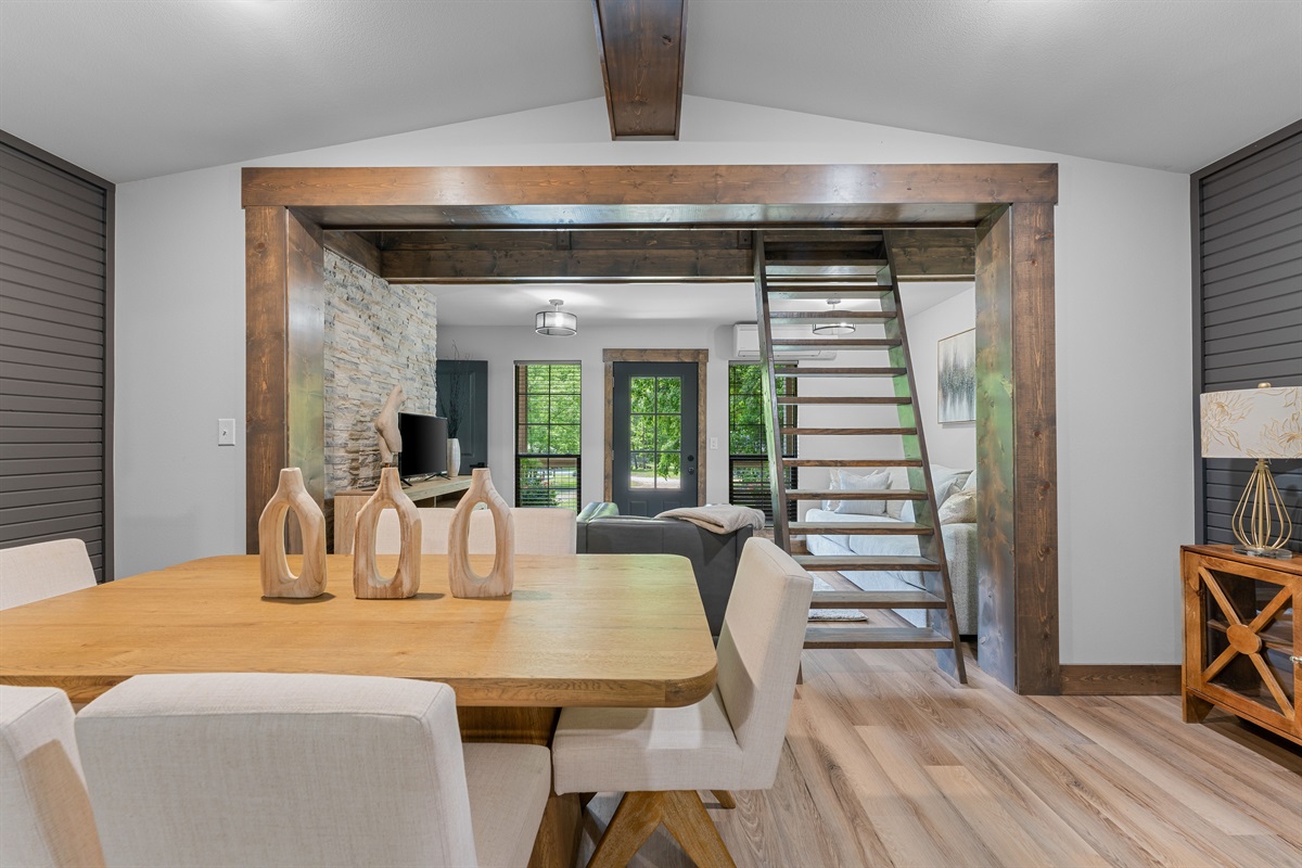 Dining Area For 6