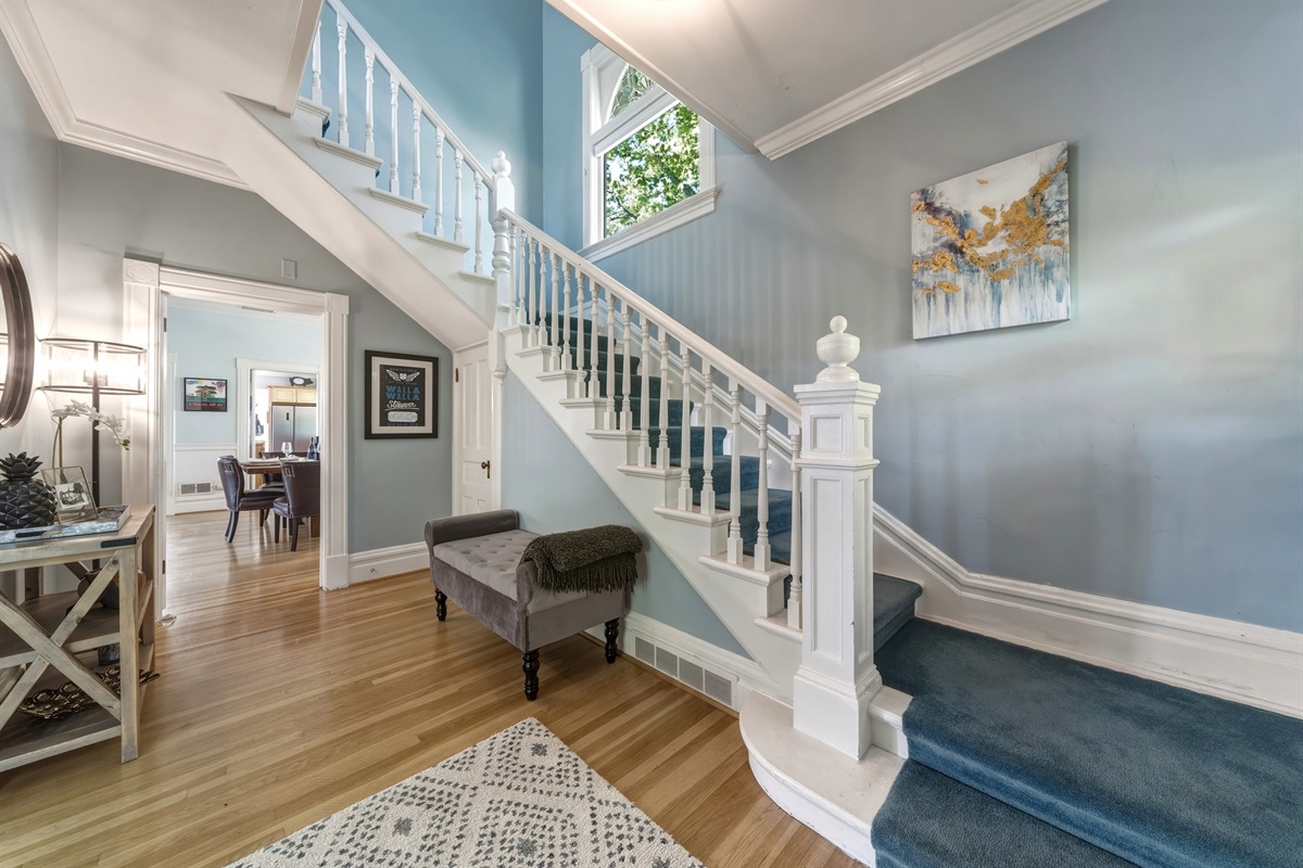 Entry way and stairs to the second floor