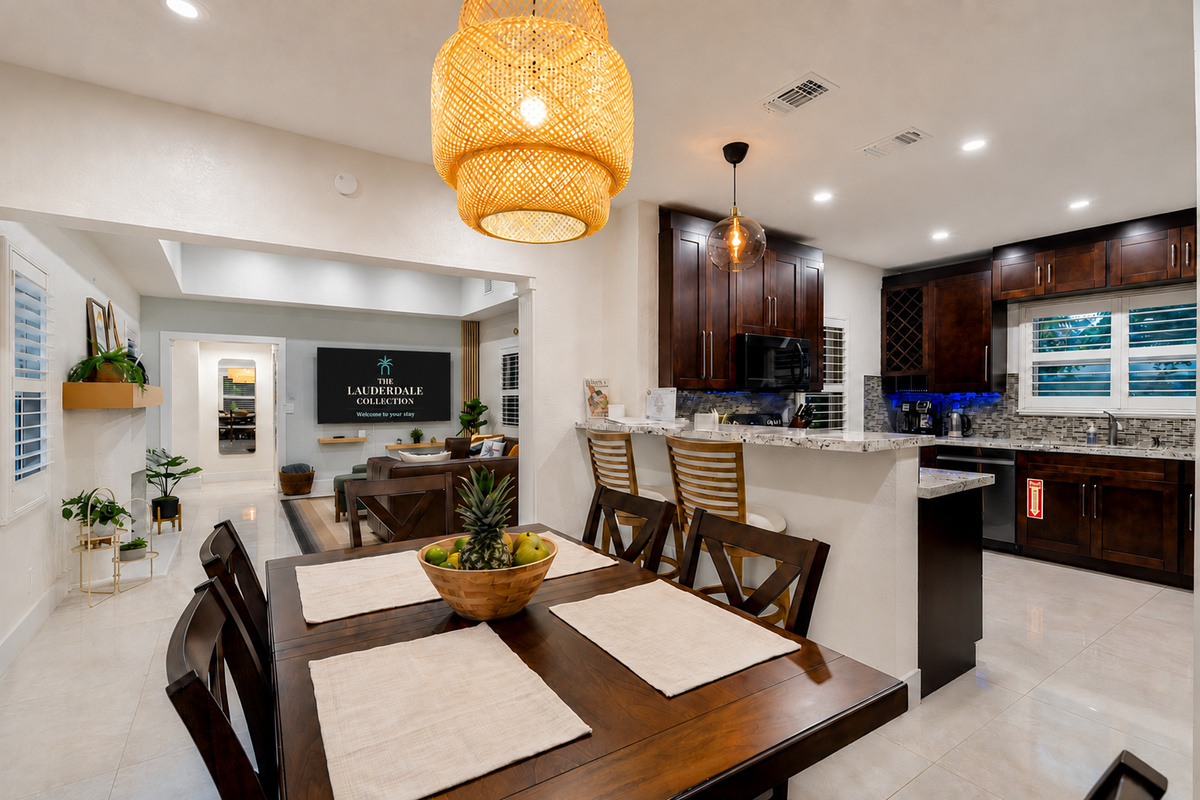 Steps from the kitchen, set for slow breakfasts and long dinners 🍽️