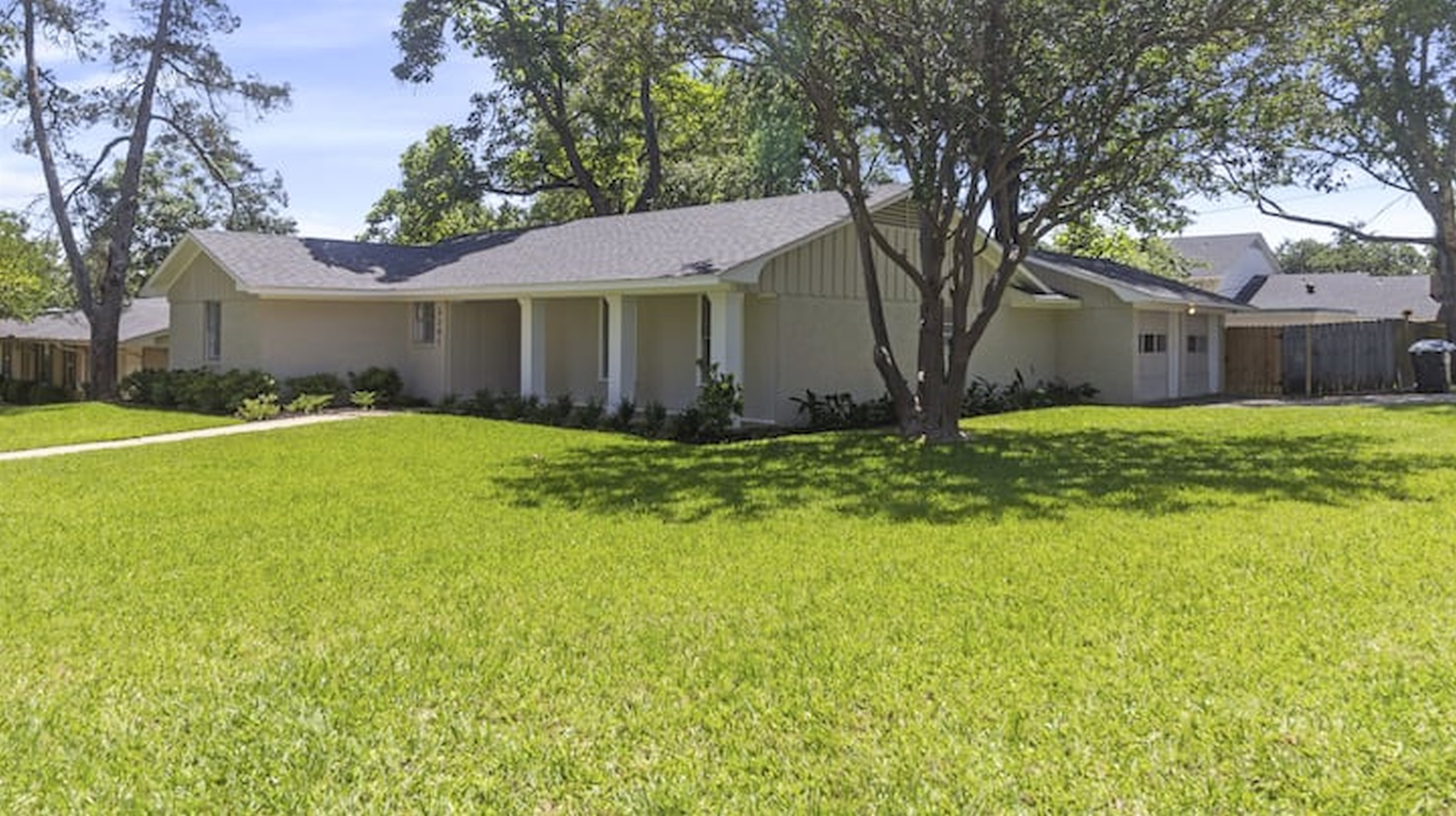 Peaceful residential setting with plenty of outdoor space to enjoy.