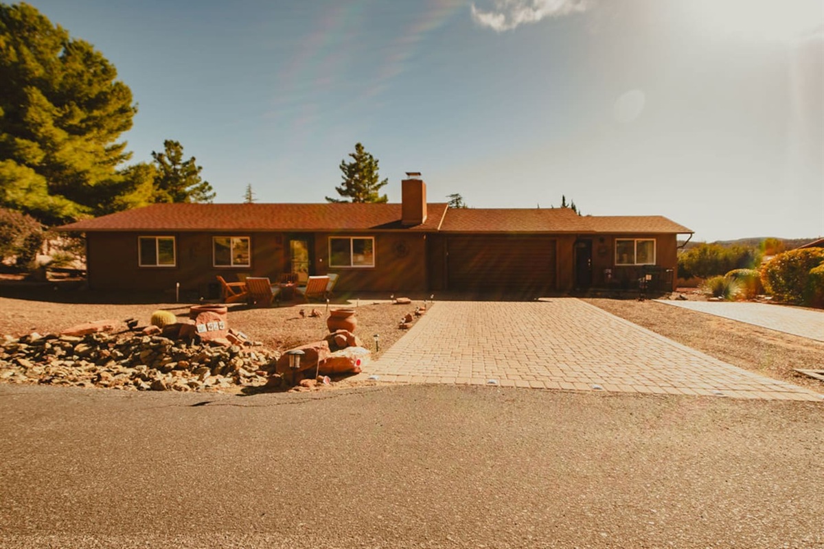 Experience Sedona’s magical sunsets right from your own space