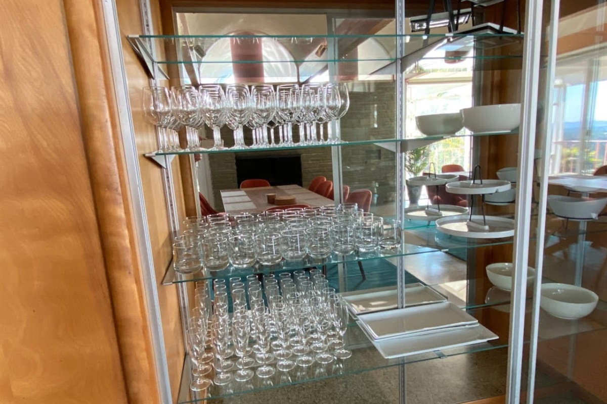24 of each: wine glasses, champagne flutes, and short cocktail glasses.