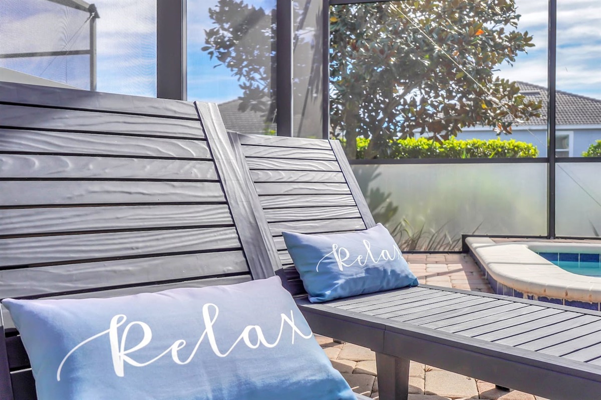 Relax on the sun loungers right next to the pool to soak up some Florida sun