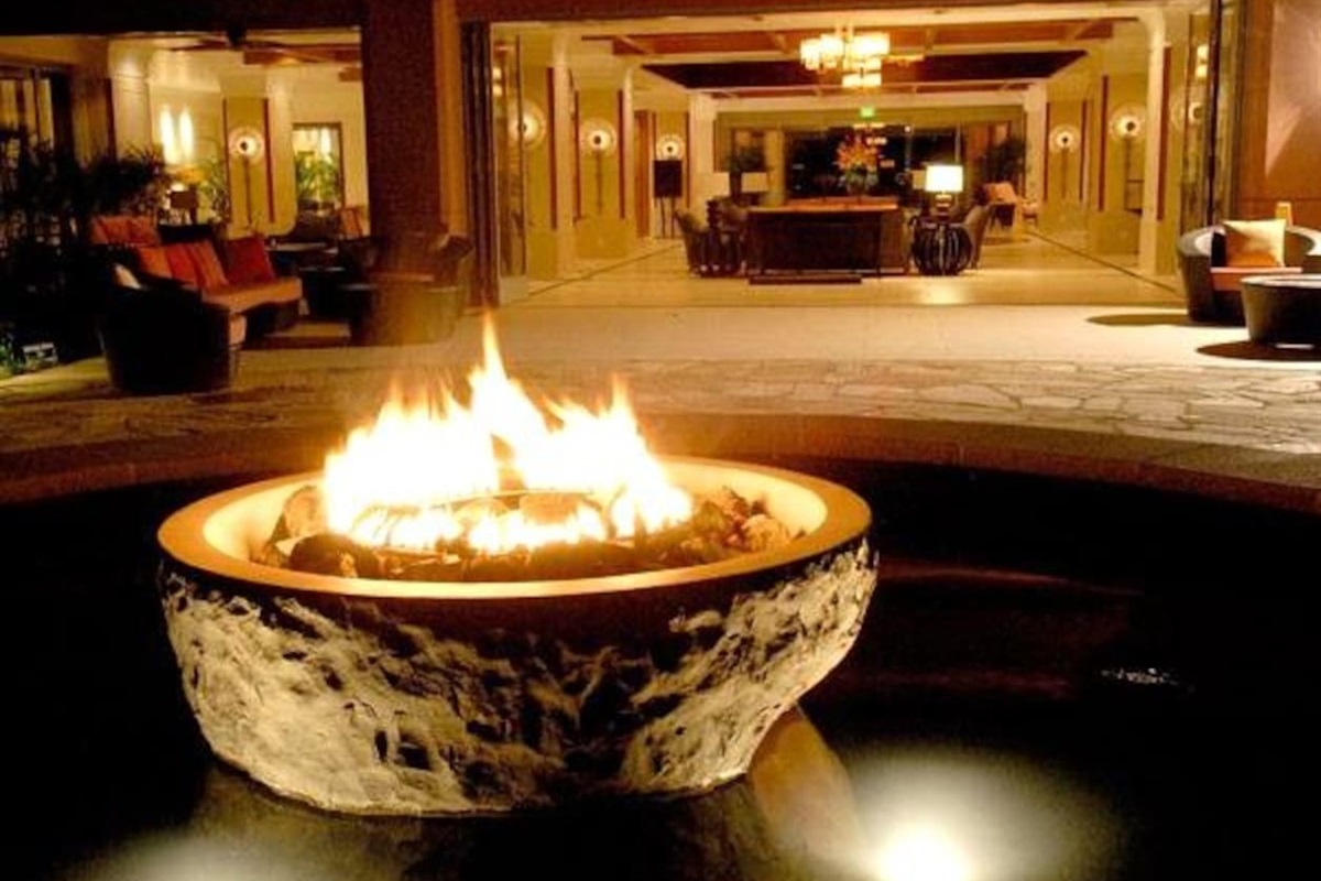 Fire pit by Konea lobby