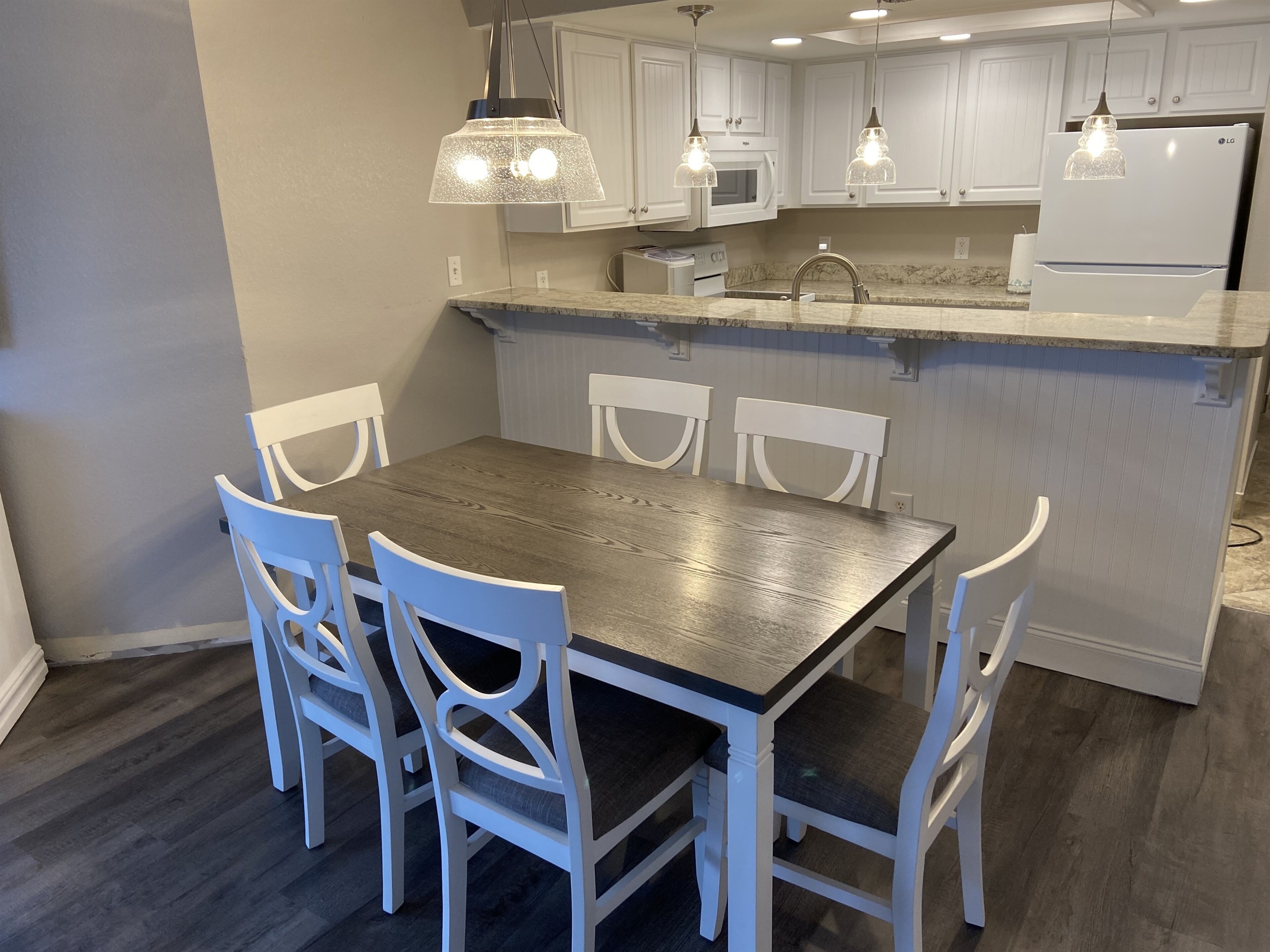 Seating for six at the dining room table.