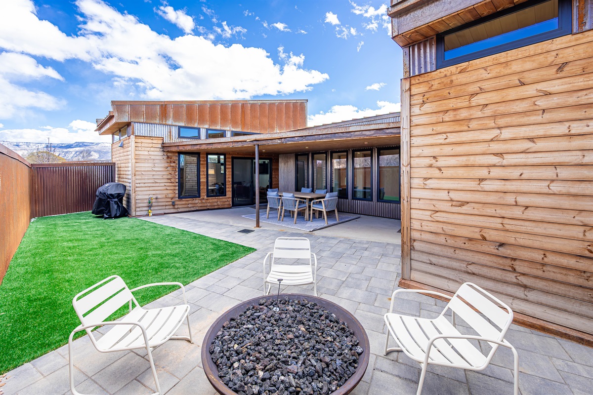 Enjoy the gas firepit under the open Colorado sky.