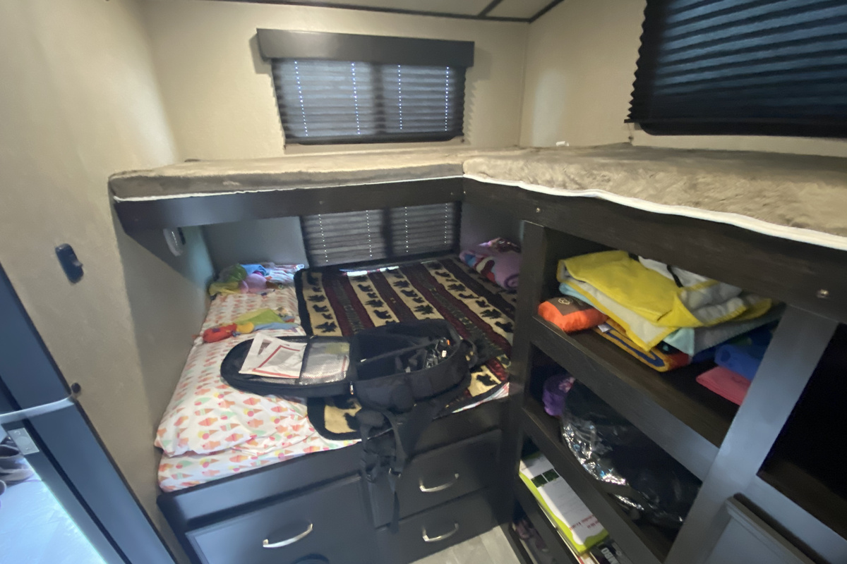 Bunkroom is perfect for 4 kids or adults that don't mind snuggling