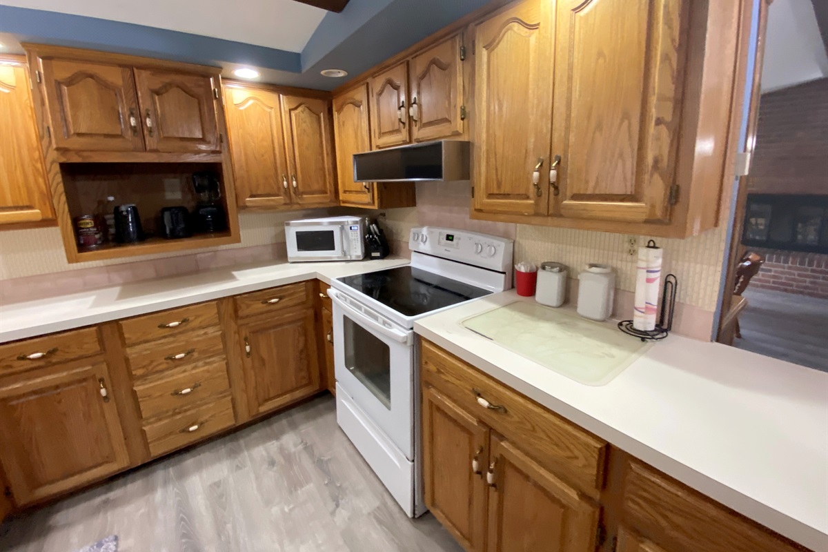Kitchen Stove and Oven