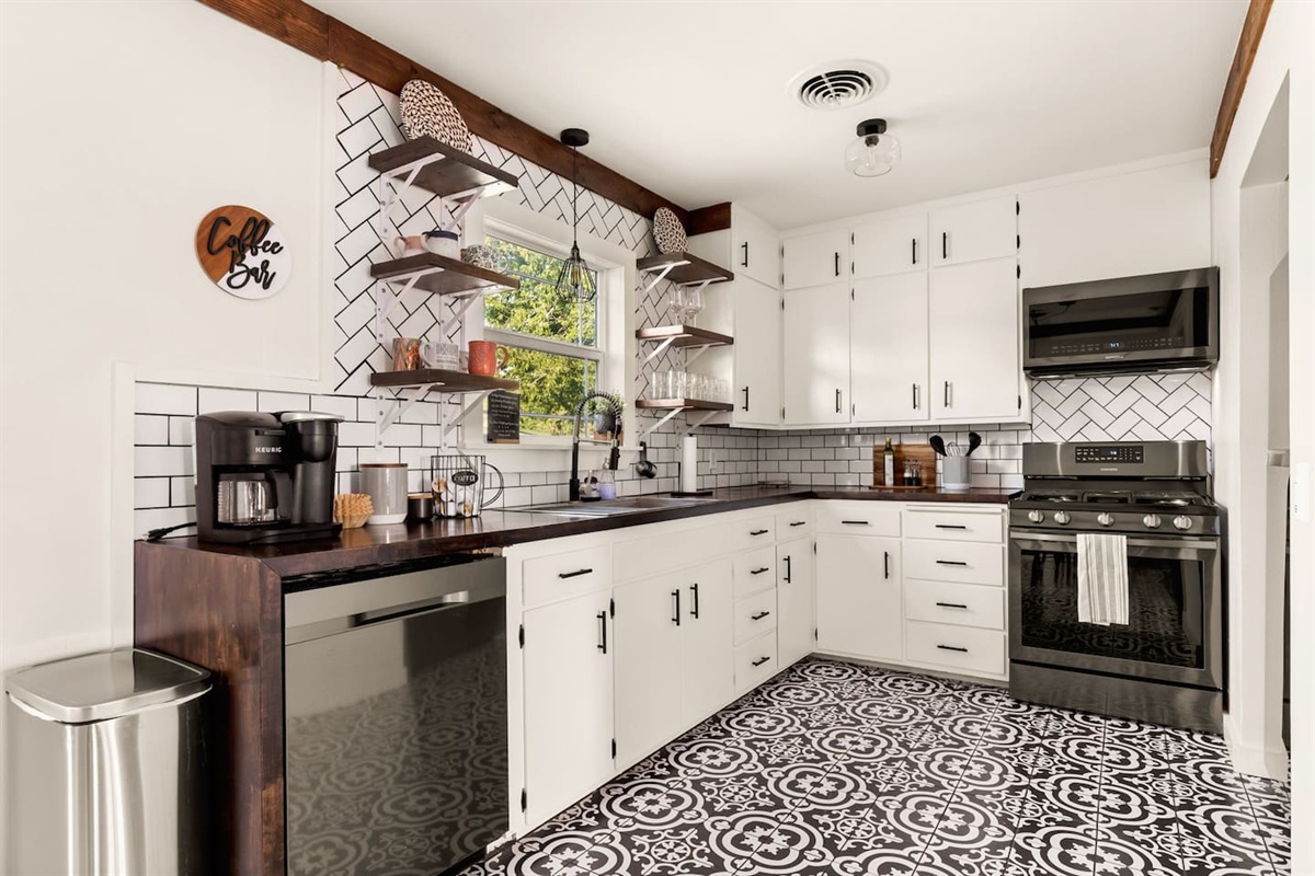 Kitchen Essentials are included to whip up your favorite recipe!