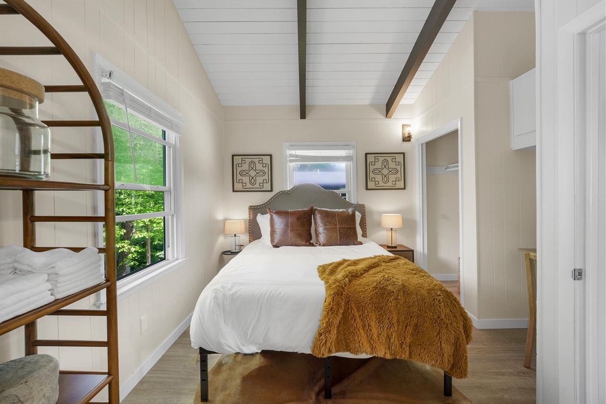 Queen size Green Tea cooling memory foam mattress