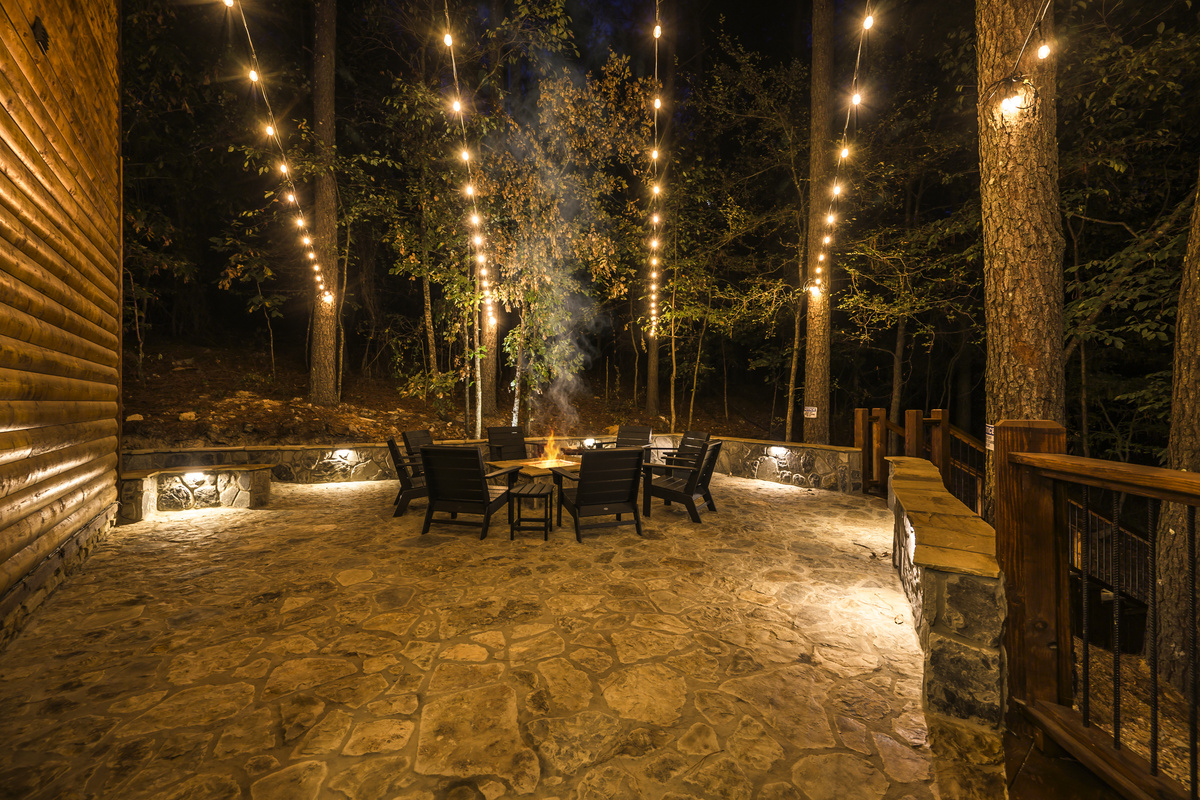 Escaping to this cozy cabin in the woods, where every evening ends with stories around the fire pit.