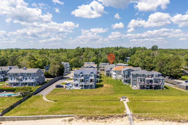 An incredible coastal location with the beach and ocean just beyond the neighborhood.