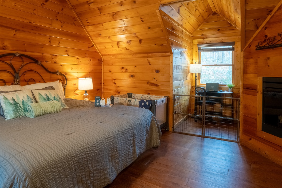 There is even ample room for your little one to sleep.