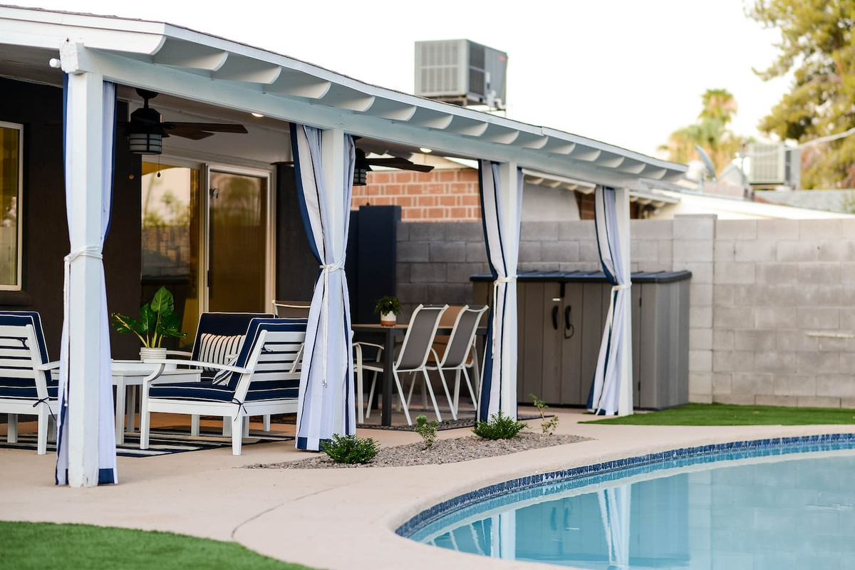 Storage for the pool toys