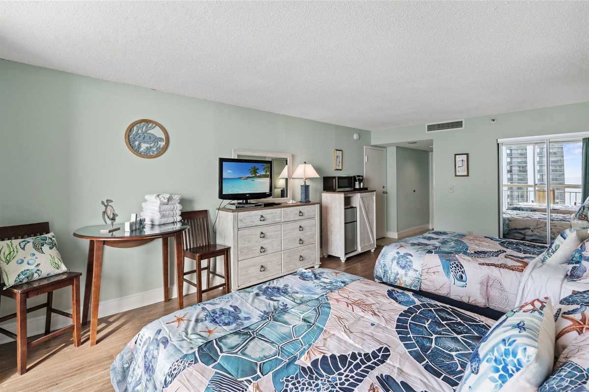 3rd Bedroom - 2 Queen Beds