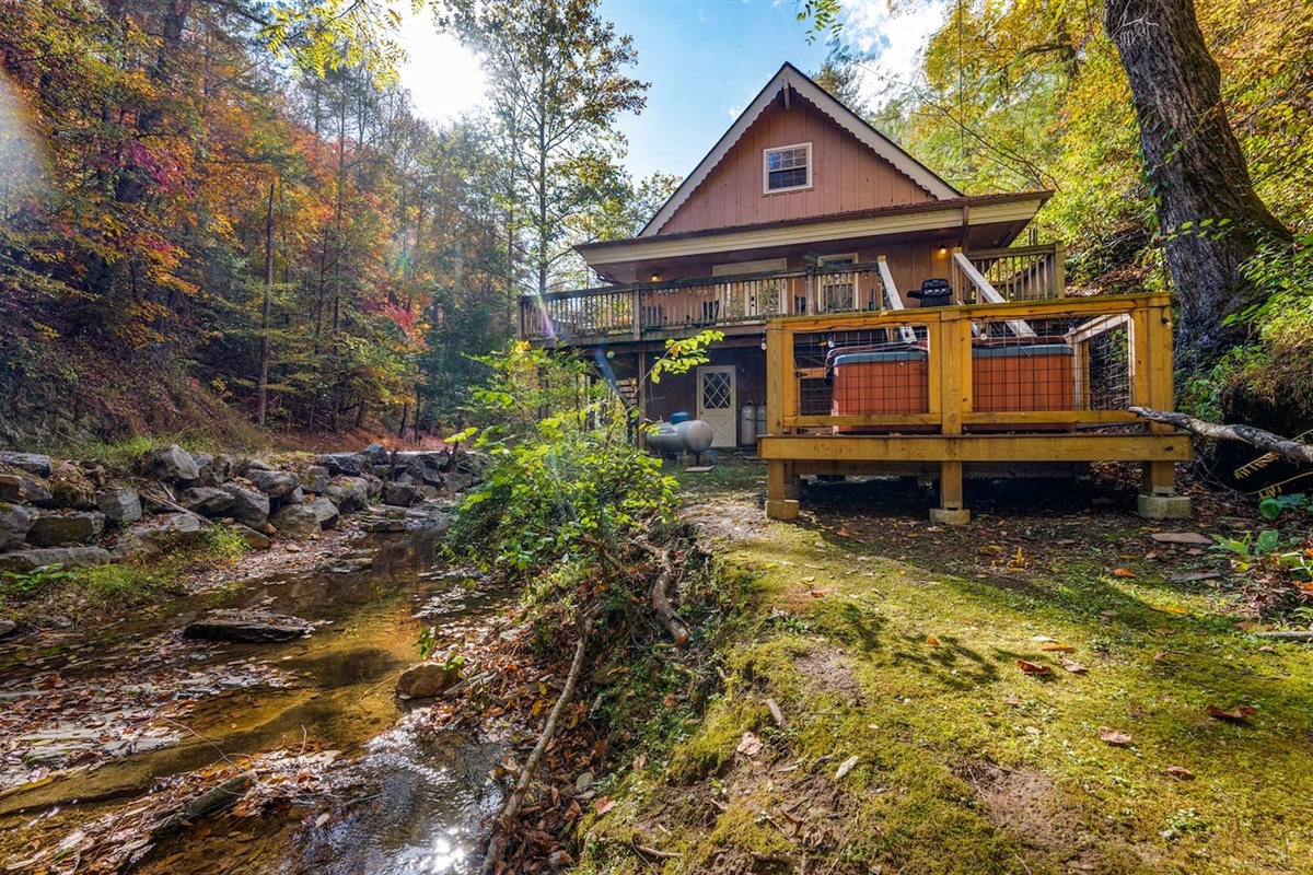 Creekside bliss just a stone's throw away from endless adventures.