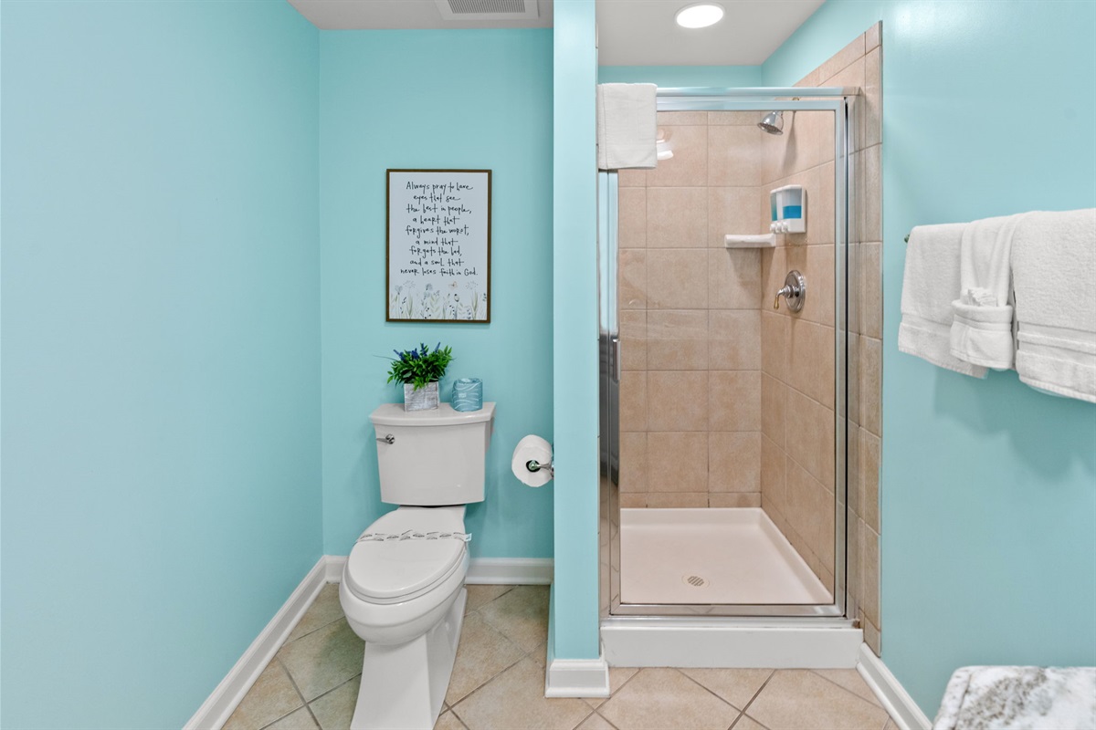 2nd Bathroom