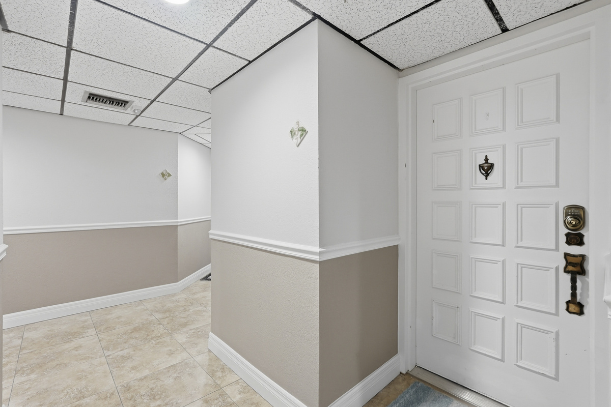 Step inside to a welcoming coastal retreat where modern updates, comfortable spaces, and thoughtful amenities come together for an easy, relaxing stay.