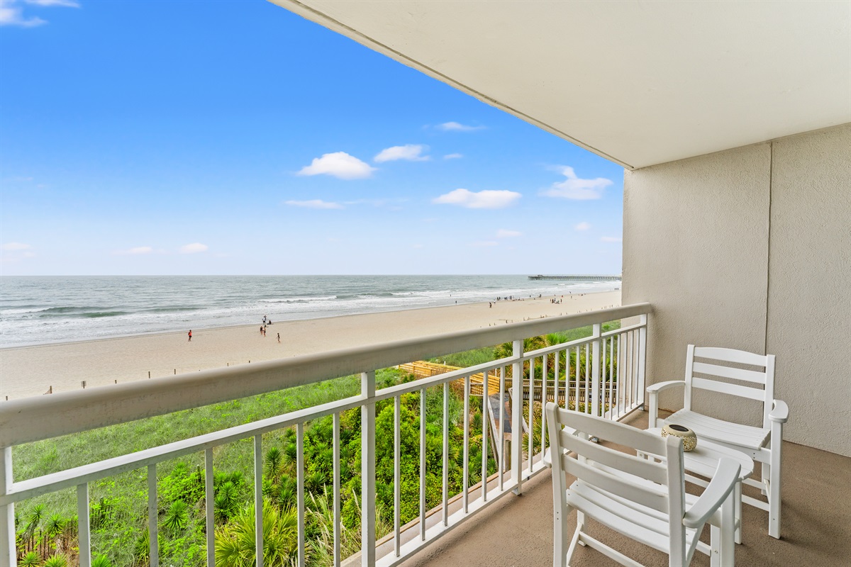 Balcony w/ comfortable seating