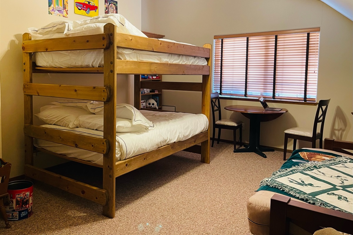Upstairs bedroom #2| bunk beds| sofa bed