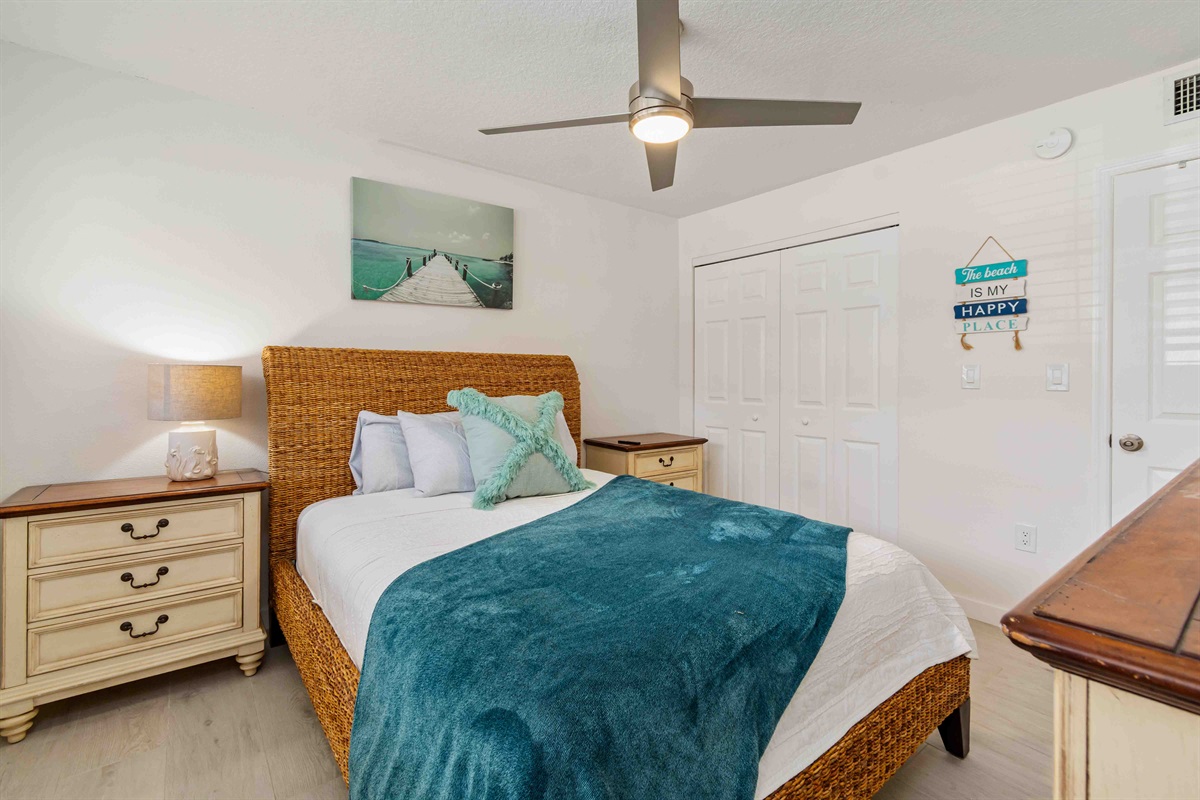 2nd Bedroom Queen Bed